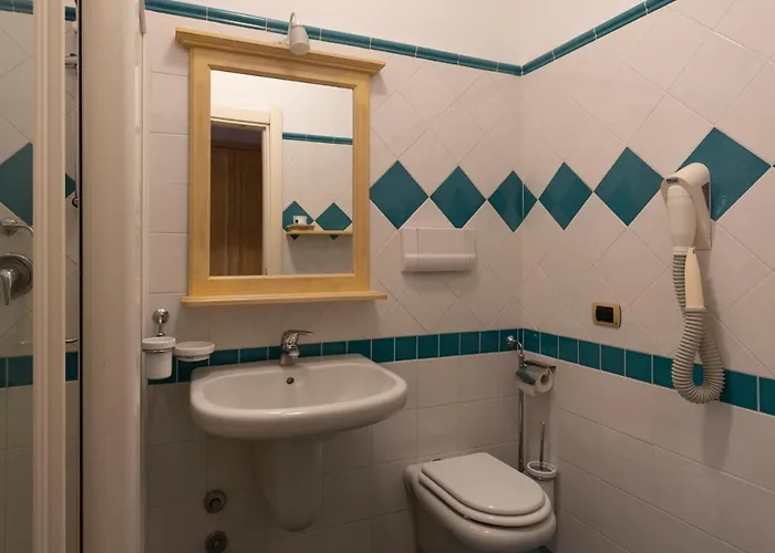 Hotel Stella 2000 3*